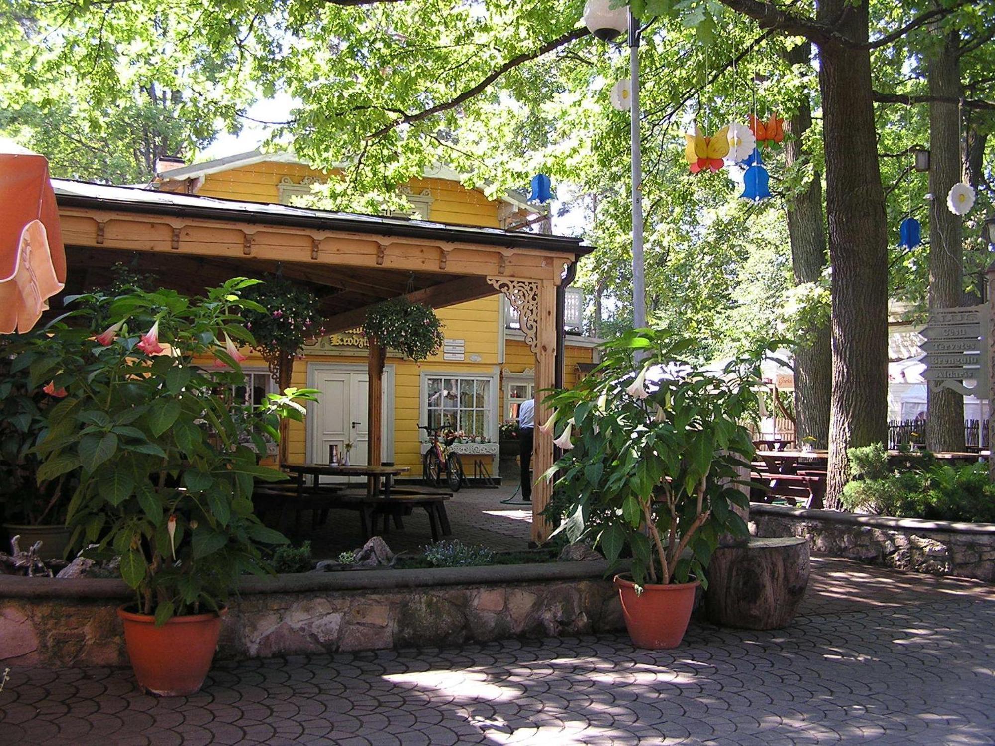 Majoru Promenade Hotel Jurmala Ngoại thất bức ảnh