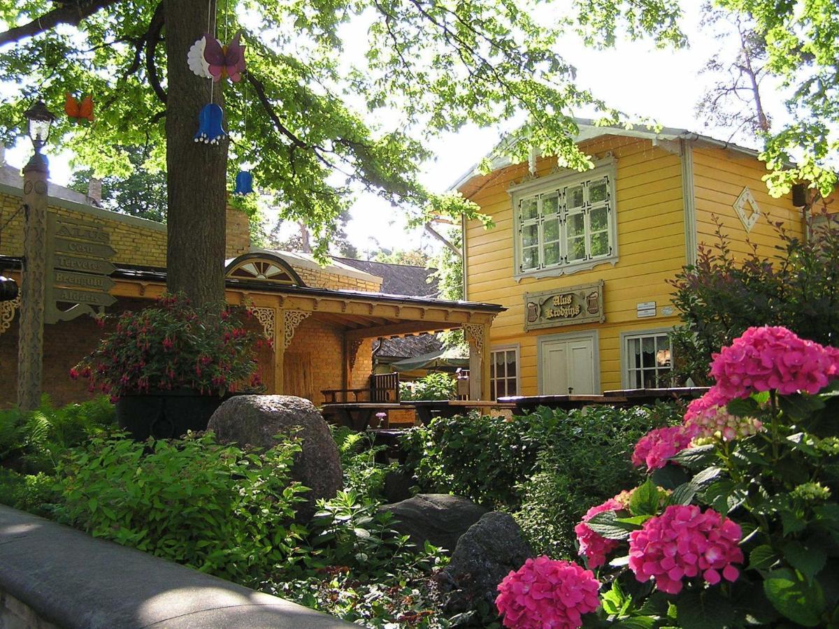 Majoru Promenade Hotel Jurmala Ngoại thất bức ảnh
